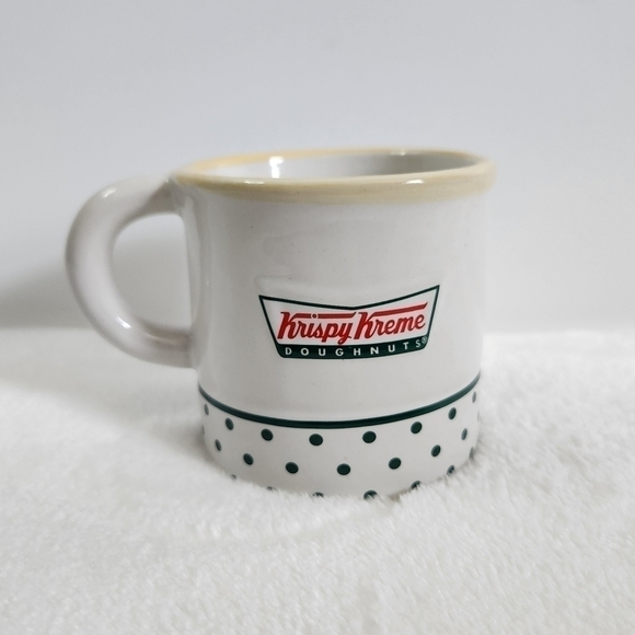 Vintage Krispy Kreme Doughnuts 3D  Ceramic White Green Red Coffee Cup Mug 8 Oz - Picture 1 of 11